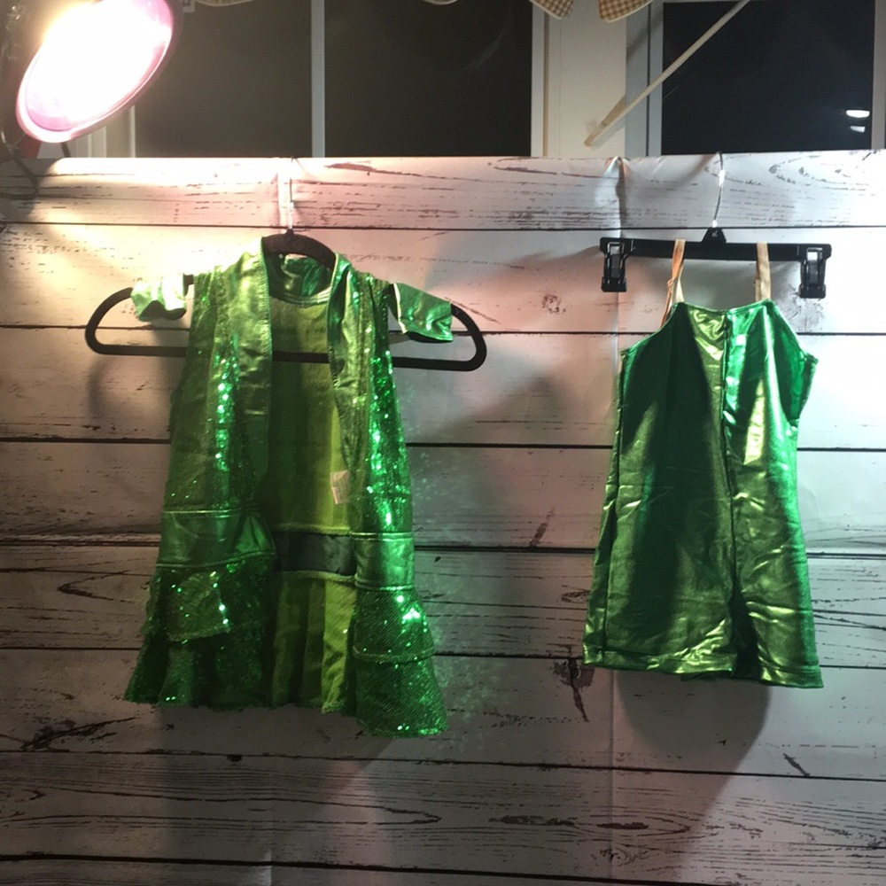 Girl’s Jazz Dance Costume!